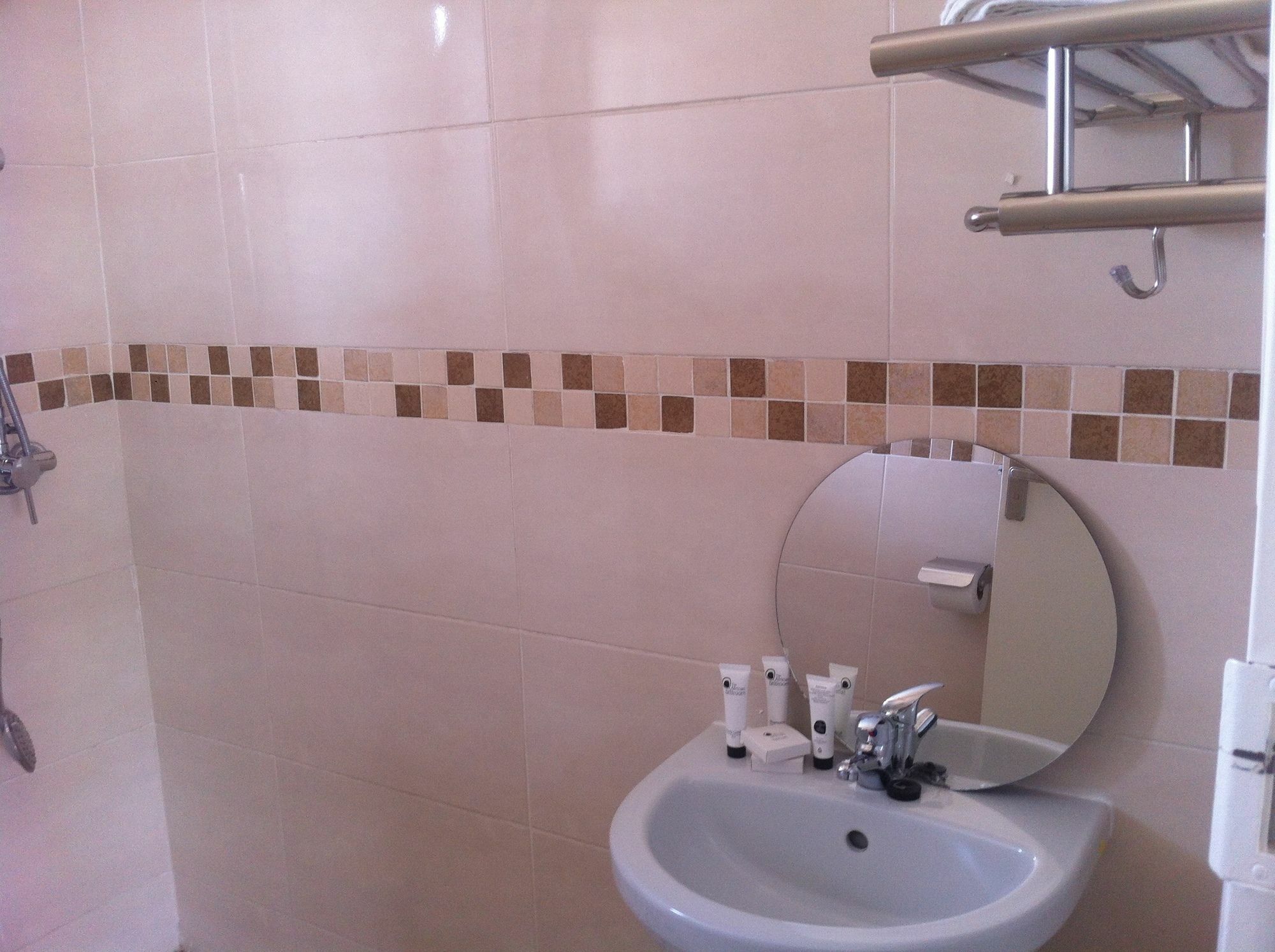Cosy Palms Bed & Breakfast Gaborone Luaran gambar