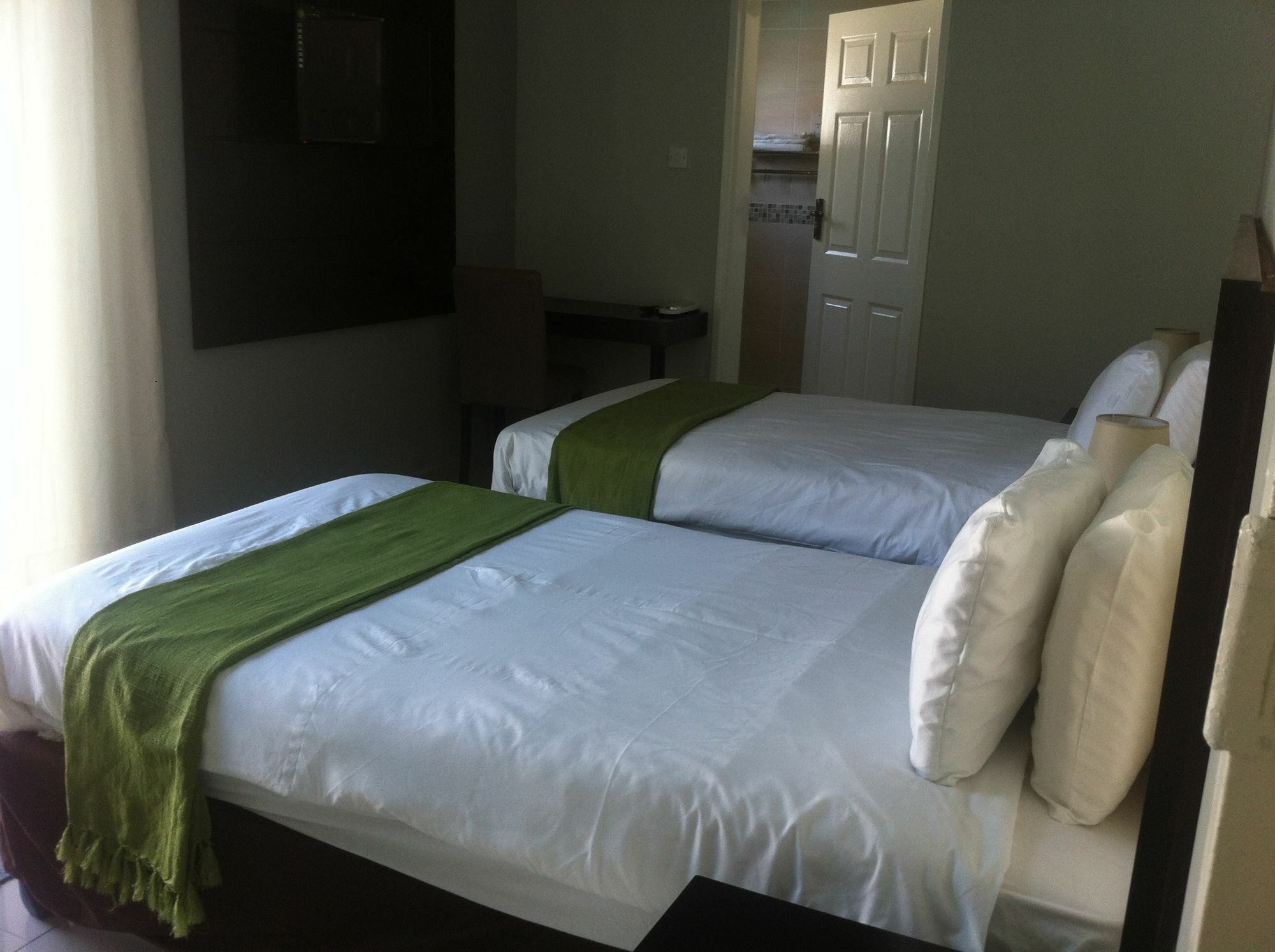 Cosy Palms Bed & Breakfast Gaborone Luaran gambar
