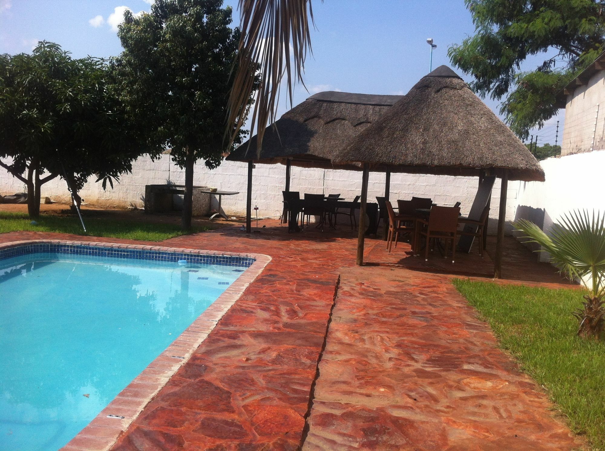 Cosy Palms Bed & Breakfast Gaborone Luaran gambar