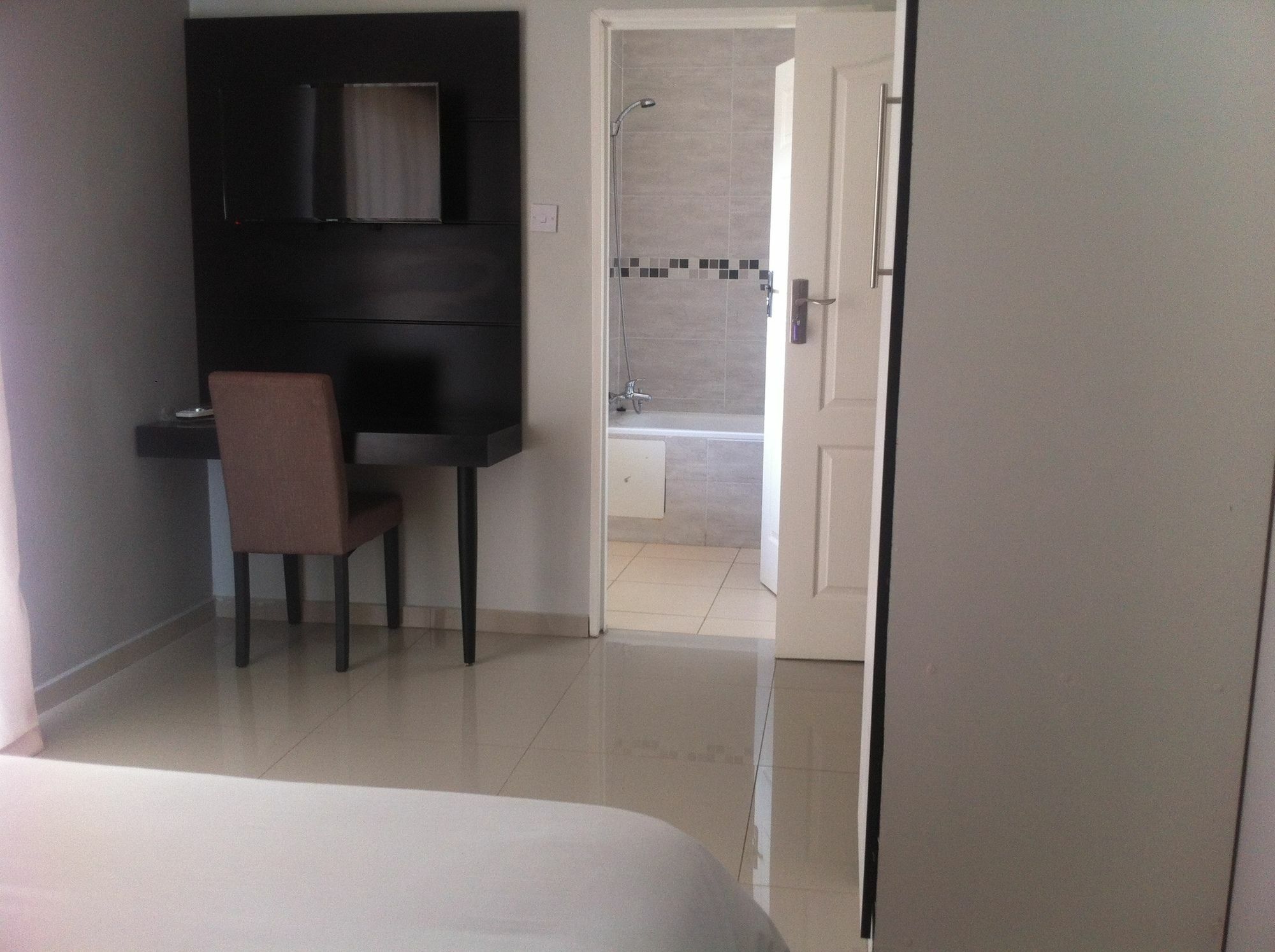 Cosy Palms Bed & Breakfast Gaborone Luaran gambar